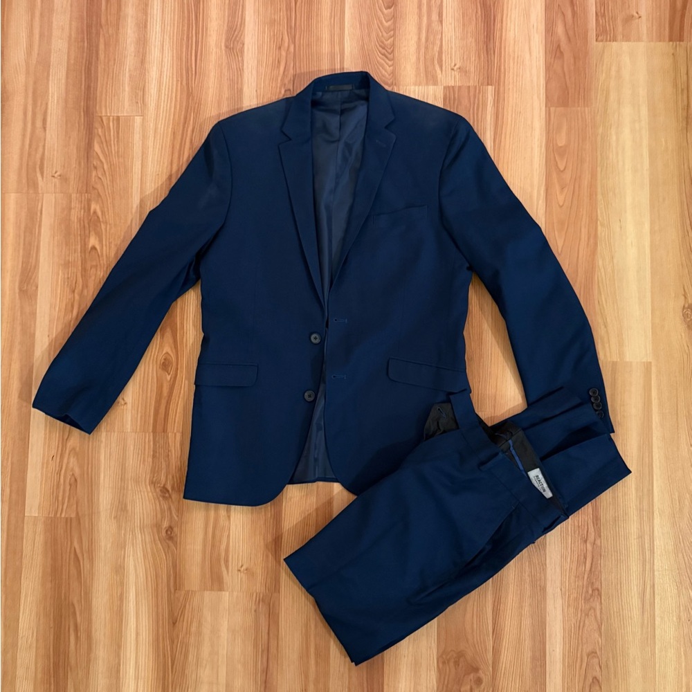 Kenneth Cole Reaction Techni-Cole Blue Suit